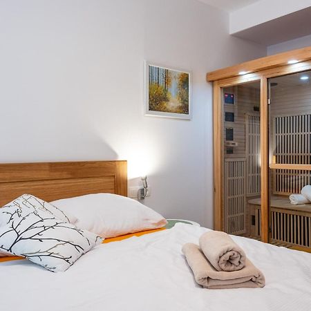 Forest Apartment With Sauna Jachymov Bagian luar foto