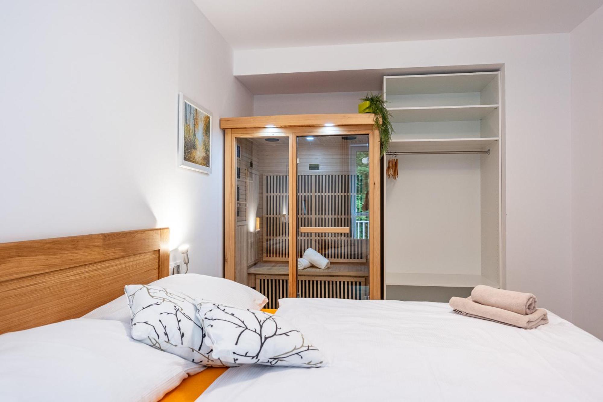 Forest Apartment With Sauna Jachymov Bagian luar foto